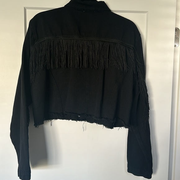 Zeagoo Women’s Fringe Jacket - Crop Denim Jacket - Picture 6 of 6